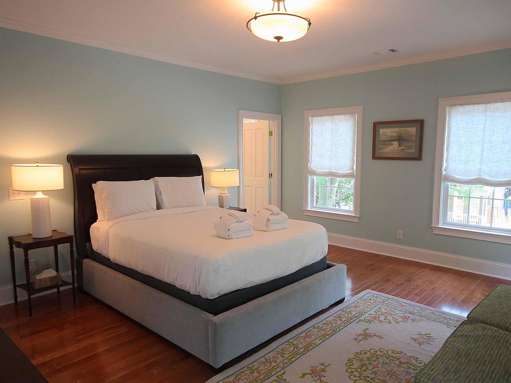 Svr-00284 Chandler House *